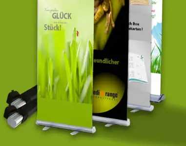 Zusammenstellung von RollUps und Bannerdisplays zum Kauf