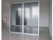  | (Stabile Trennwand "Vector" mit Plexiglas oder PVC)