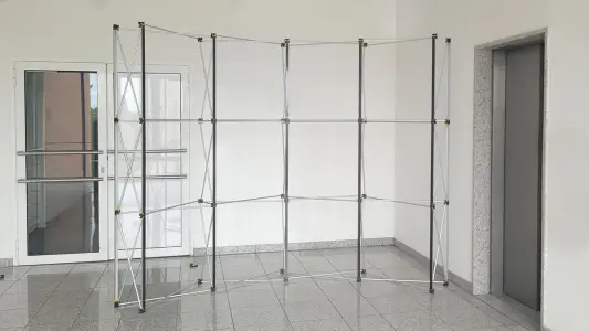 Faltdisplay-System "Cool Budget" inkl. Tonne und Leuchten