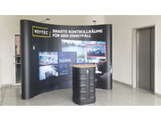 (Faltdisplay-System "Cool Budget" inkl. Tonne und Leuchten)