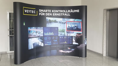 Faltdisplay-System "Cool Budget" inkl. Tonne und Leuchten