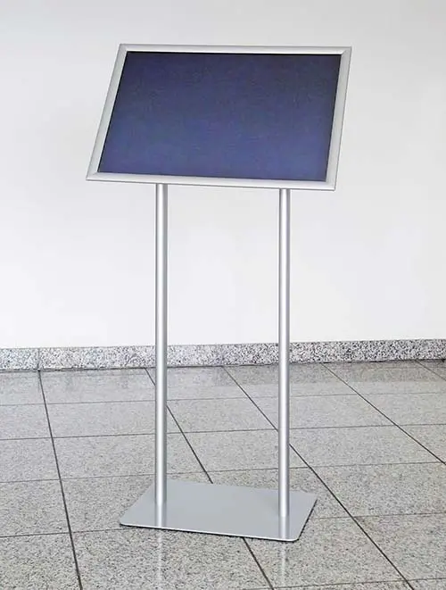 Hinweisaufsteller "Zweibeinig"