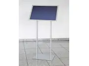 | (Infoständer "Zweibeinig")