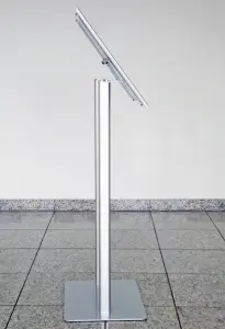 Infoständer "Zweibeinig"