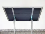 | (Infoständer "Zweibeinig")