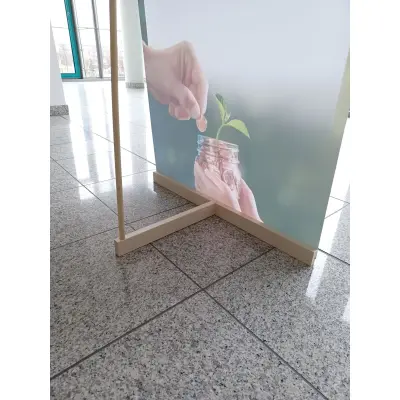 Der Ecostand von hinten (Holzbanner "EcoStand" )