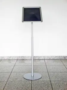 Infoständer "Teleskopisch"