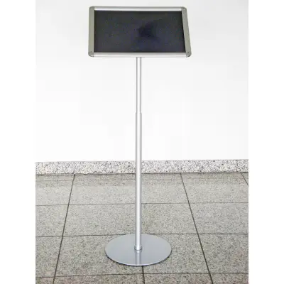 Infoständer "Teleskopisch"