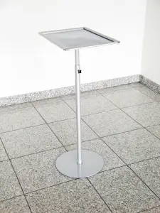 Infoständer "Teleskopisch"