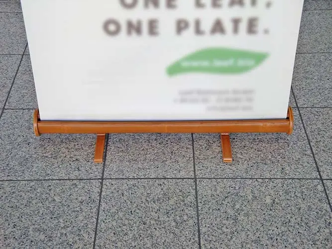 Greenline-RollUp "Bambus rund 2" mit Bedruckung
