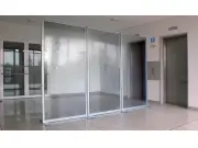 stabile Trennwand Vector 300 cm breit mit Plexiglas-Scheiben | (Stabile Trennwand "Vector" mit Plexiglas oder PVC)