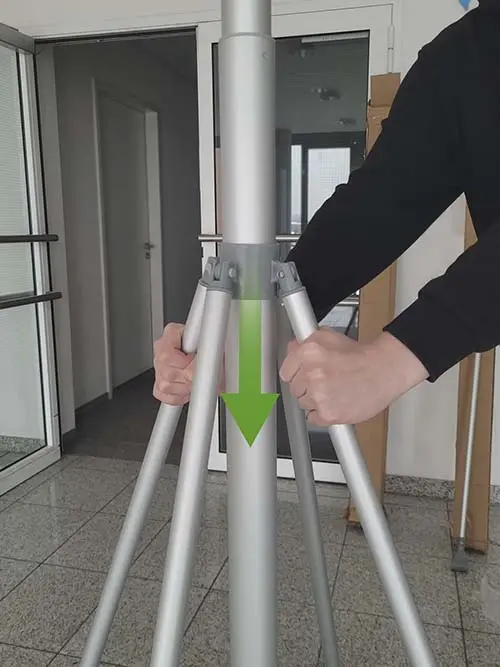 Die Beine werden angebaut und ausgefahren (Wind Dancer )